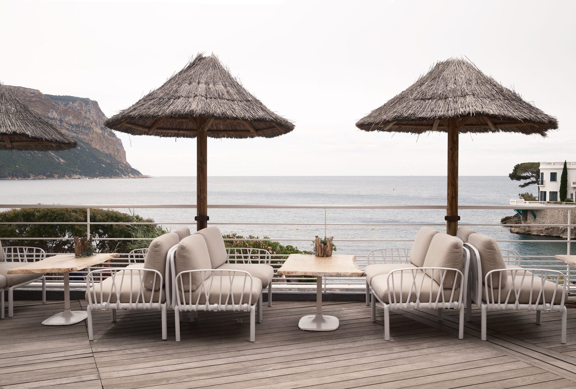 Hôtel de la Plage façade et terrasse